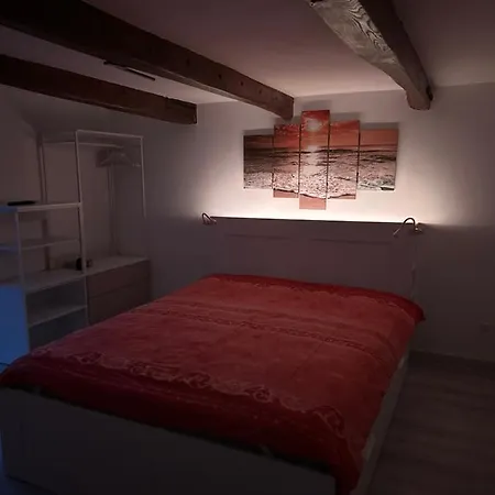 Prázdninový dům Sirogn House *