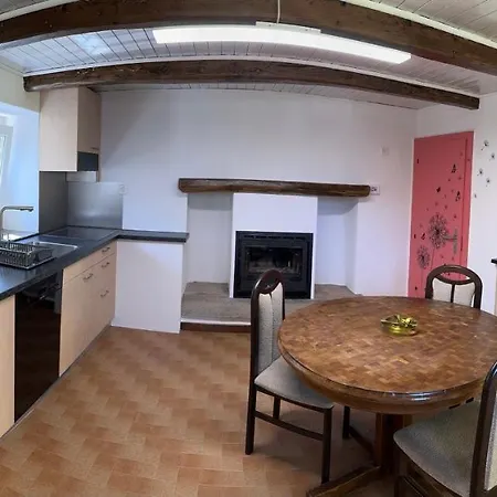 Dom wakacyjny Sirogn House Gordola